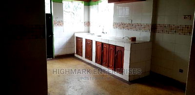 3bdrm Bungalow in Oloolua, Oluulua for Sale - Image 10