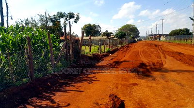 1/4 Plot With Title Kimumu - Image 2