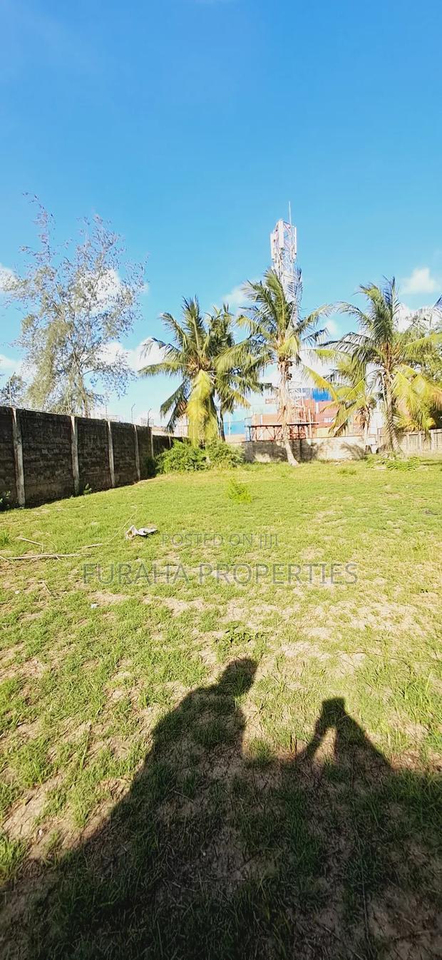 To Let Half Acre Yard Changamwe