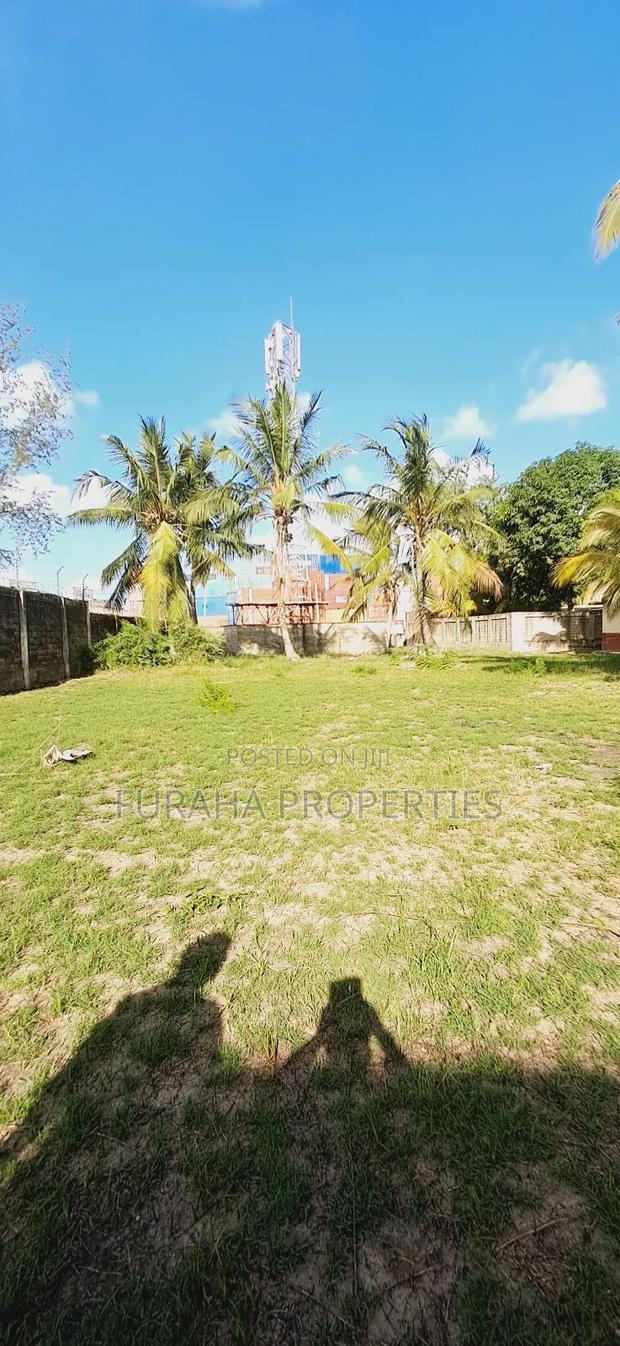 To Let Half Acre Yard Changamwe