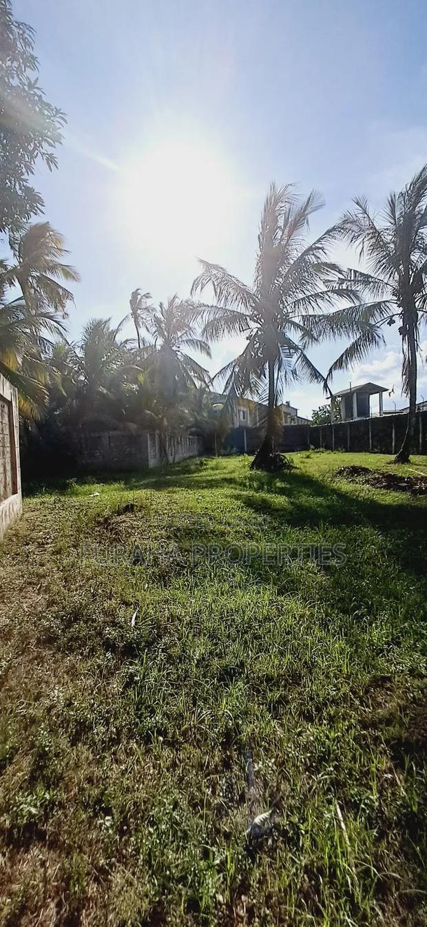 To Let Half Acre Yard Changamwe