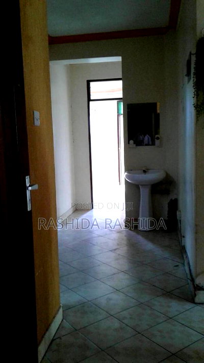 2bdrm Apartment in Tudor for sale - Image 5