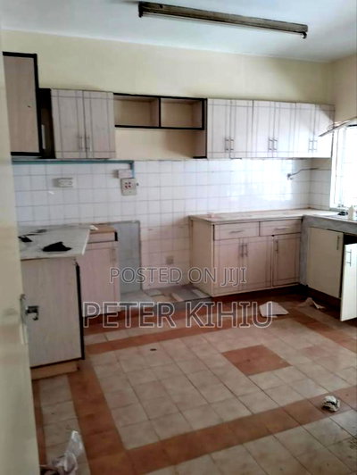 3bdrm Maisonette in Upperhill for rent - Image 3