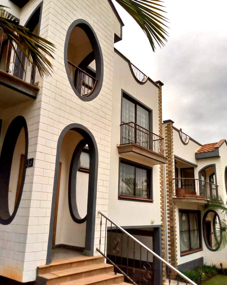 5-Ensuite Townhouse with Pool & Rooftop - Westlands