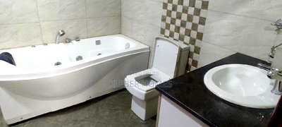 3bdrm Apartment in Kileleshwa for sale - Image 10