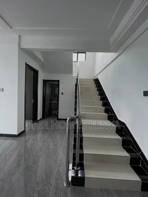 4bdrm Penthouse in Valley Arcade, Lavington for sale