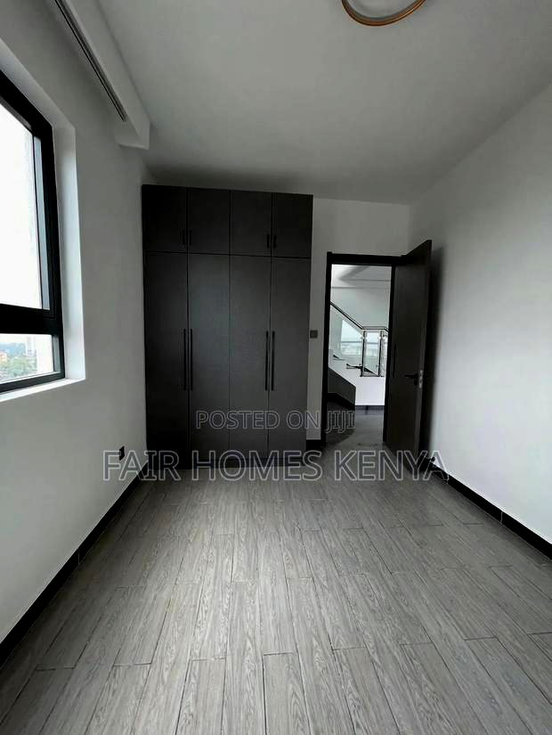 4bdrm Penthouse in Valley Arcade, Lavington for sale