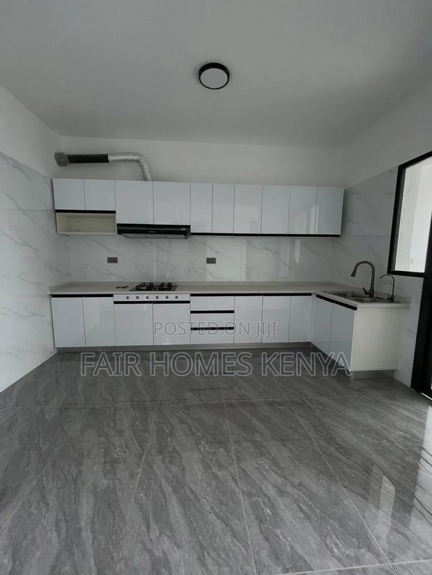 4bdrm Penthouse in Valley Arcade, Lavington for sale