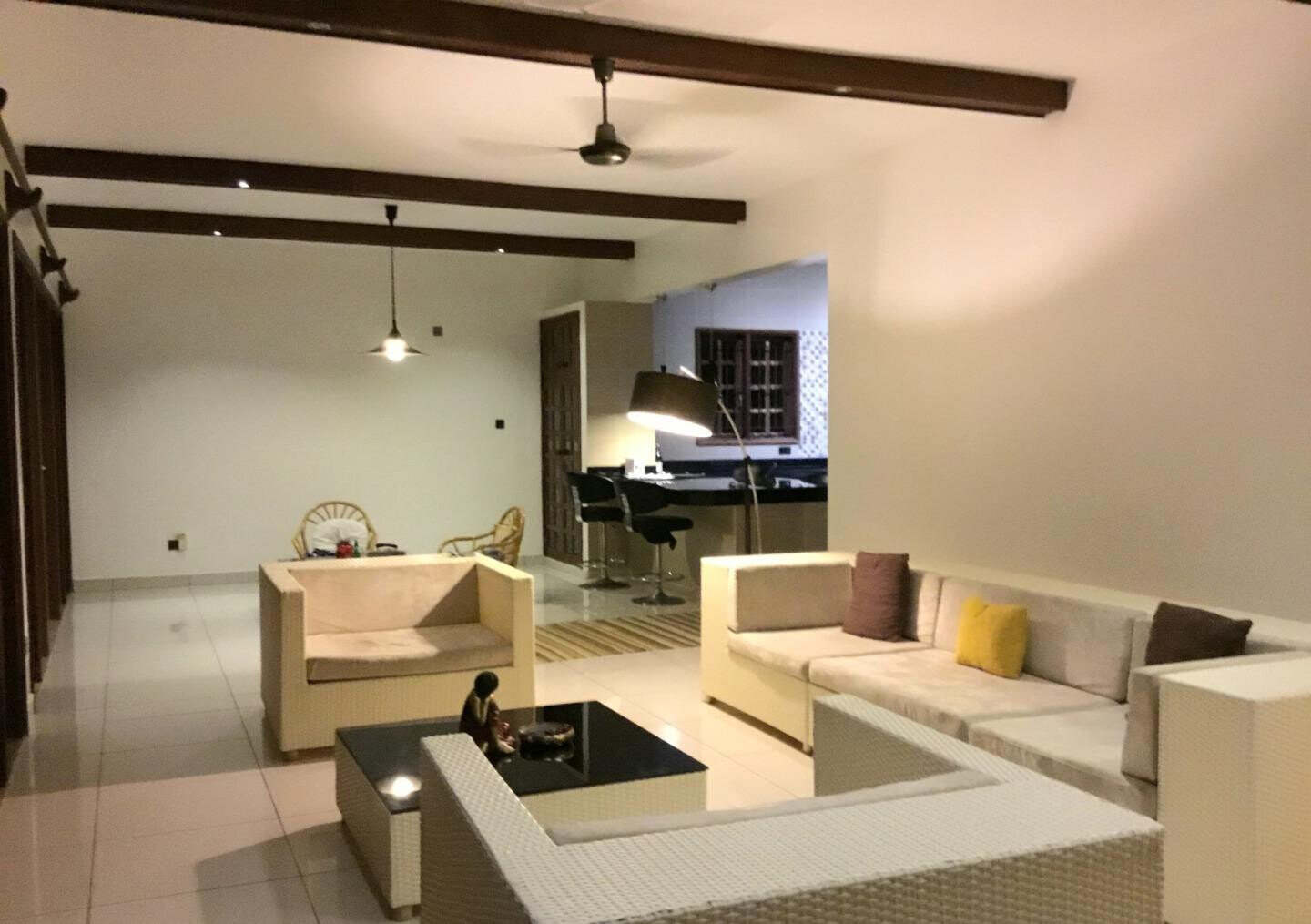 Exquisite 4BR Villa on 1 Acre with Solar & Backup Power - Vipingo