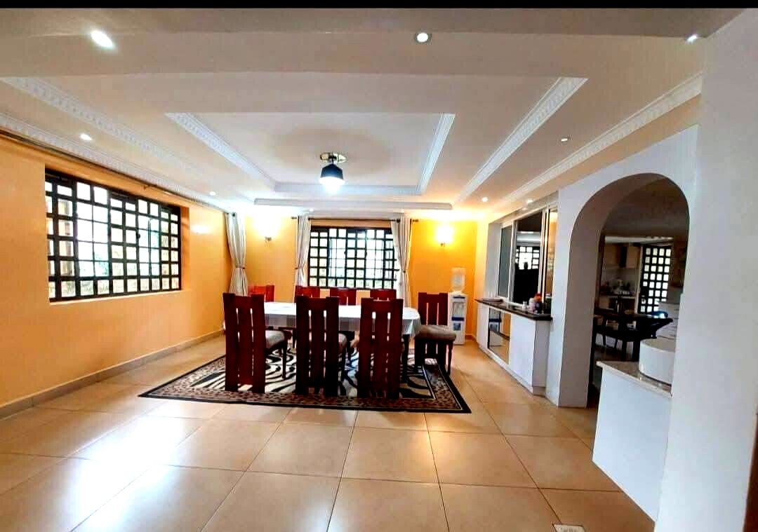 5BR All-Ensuite Townhouse on Quarter-Acre – Garden Estate