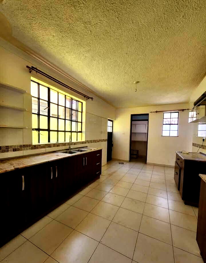 4BR All-Ensuite Villa with Pool & Play Area - Oloolua Ngong
