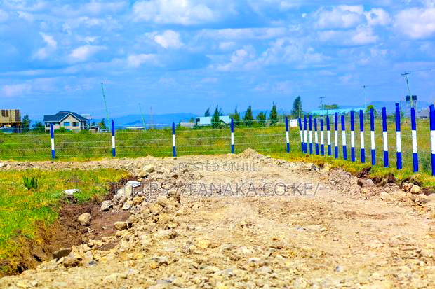 Plots for Sale in Katani Ww^
