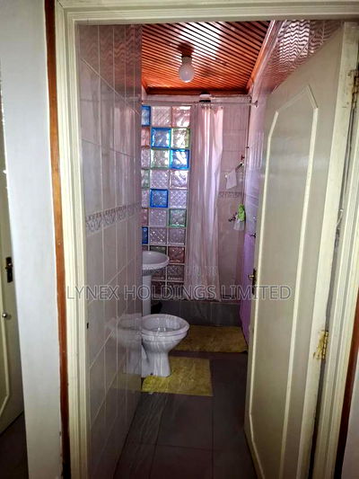 4bdrm Townhouse/Terrace in Valley Arcade for sale - Image 12