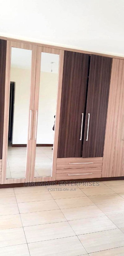 3bdrm Apartment in South C for Sale - Image 7