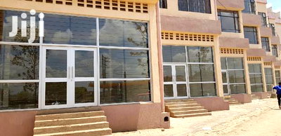 Showroom to Let - Image 5