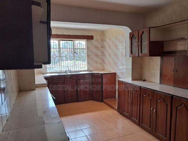 Office / Restuarant Rent Space Availble