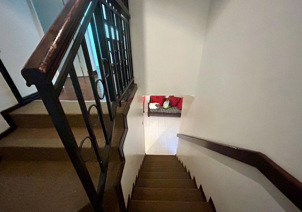 3-Bed Maisonette with Dual-Use Potential - Westlands