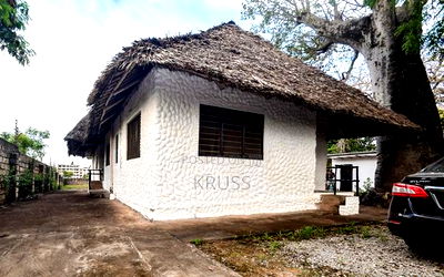 4bdrm House in Kikambala for sale - Image 4