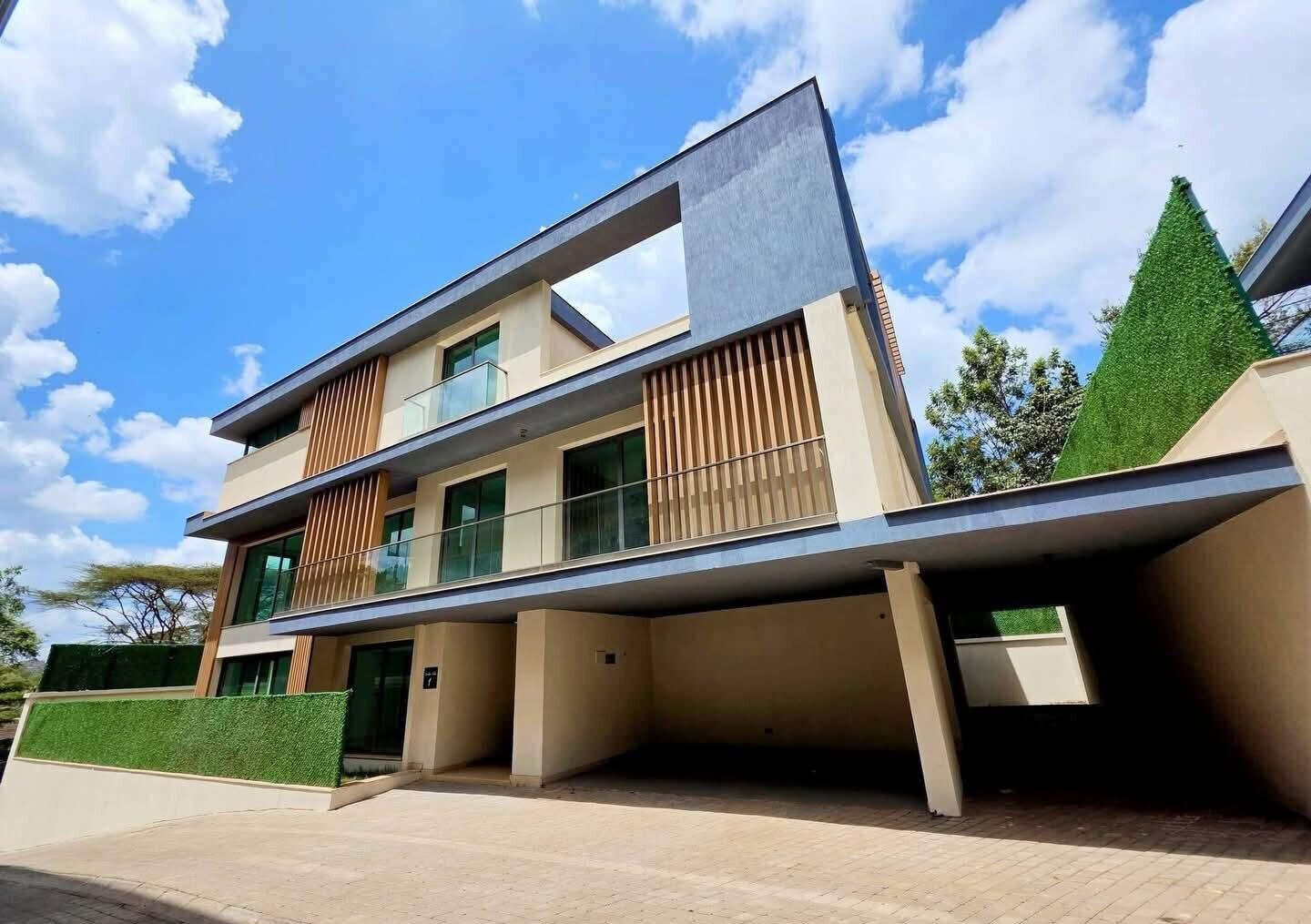 Brand New 5BR Villa in Exclusive 6-Home Gated Enclave - Lavington