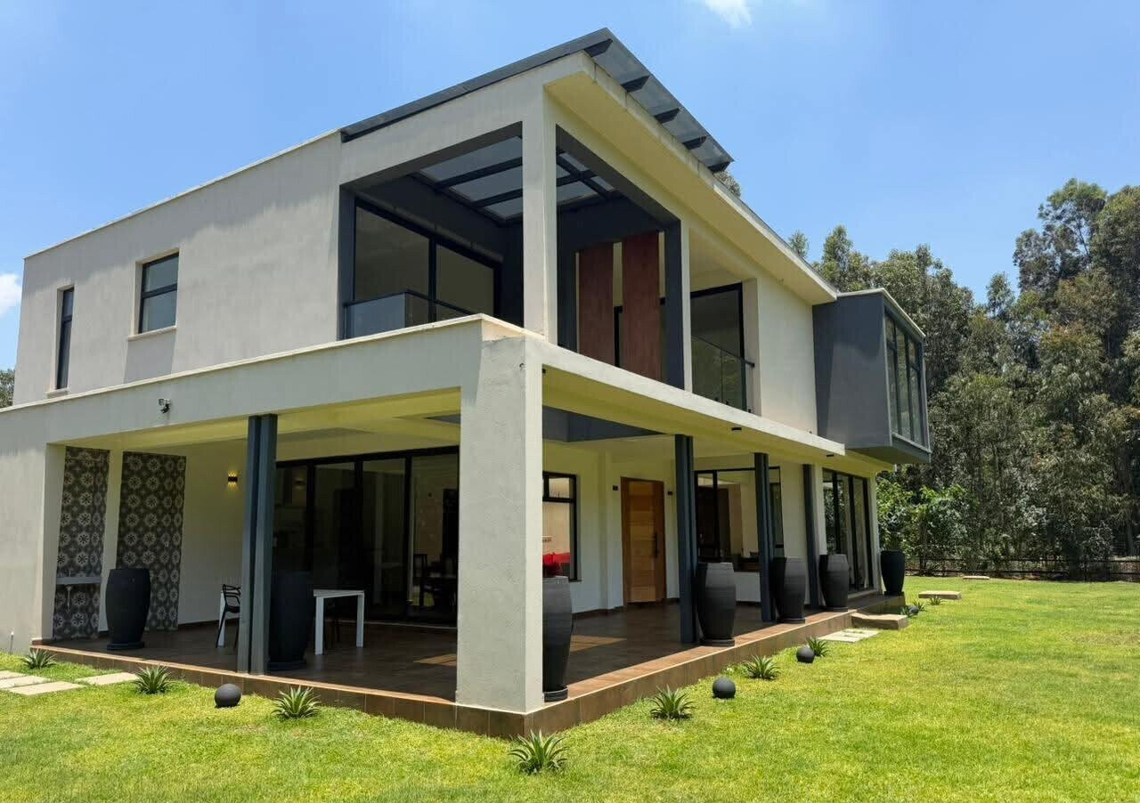 Elegant 5-Bed Townhouse with Mature Garden – Karen