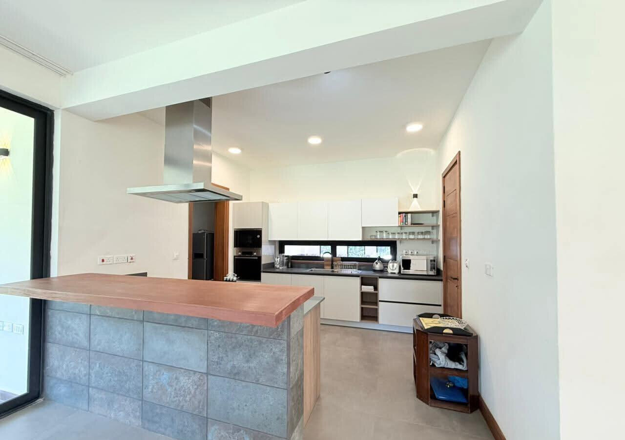 Elegant 5-Bed Townhouse with Mature Garden – Karen