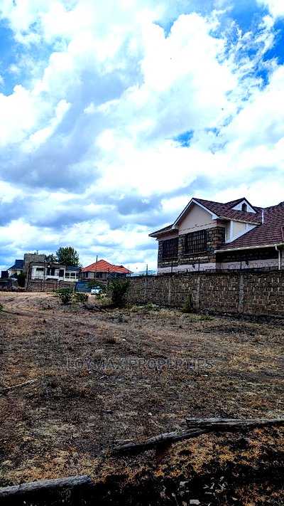 50/100 for Sale in Kitengela Police Sacco - Image 1