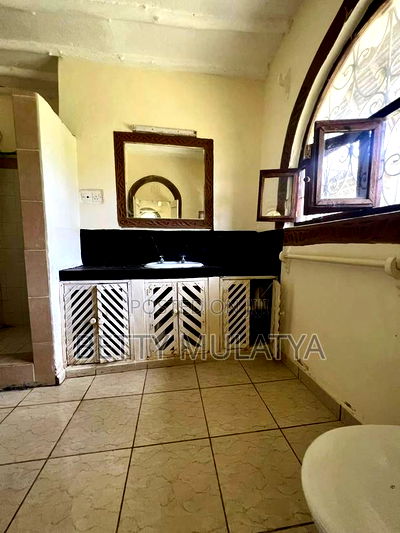 2bdrm Villa in P.K Estate, Malindi for sale - Image 12