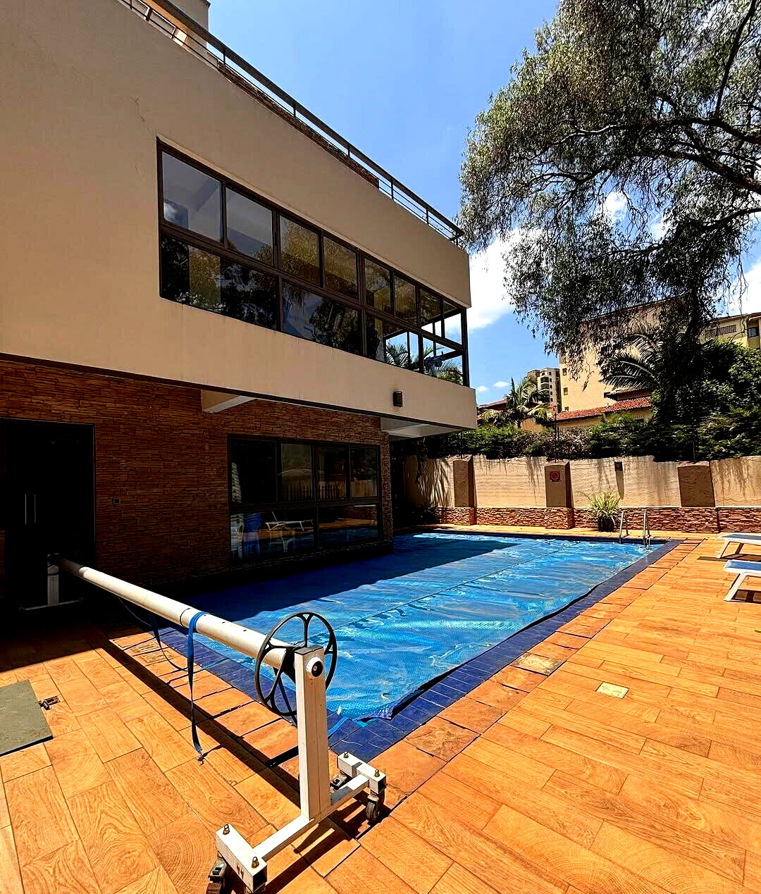 4BR Villa with DSQ, Pool & Clubhouse - Kileleshwa