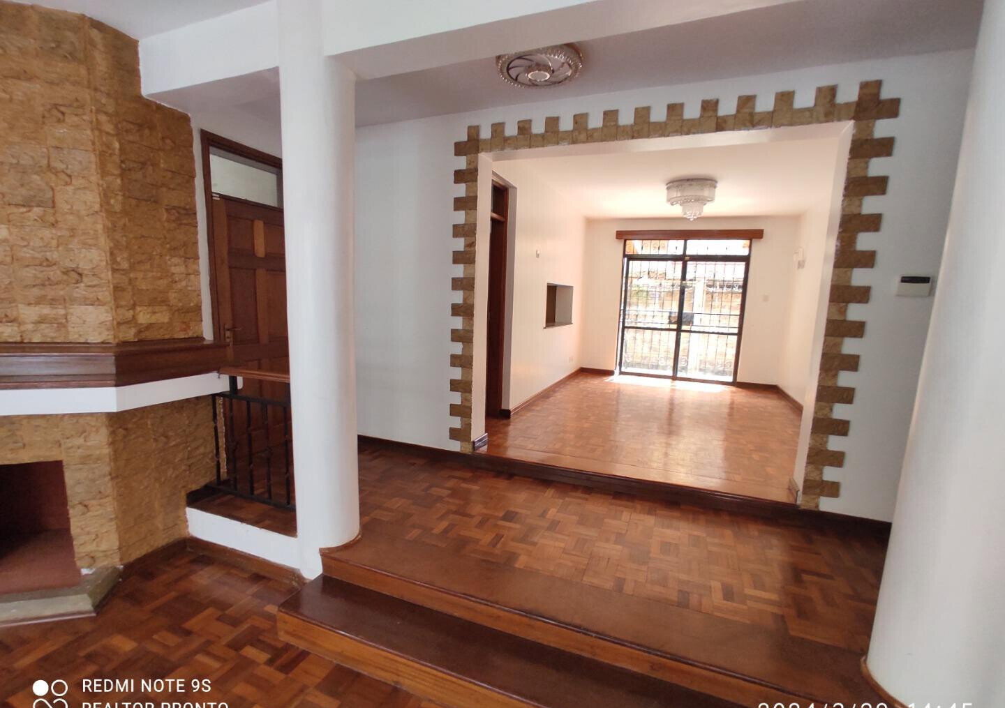 5BR All-Ensuite Townhouse with Attic Study & Fireplace - Kileleshwa