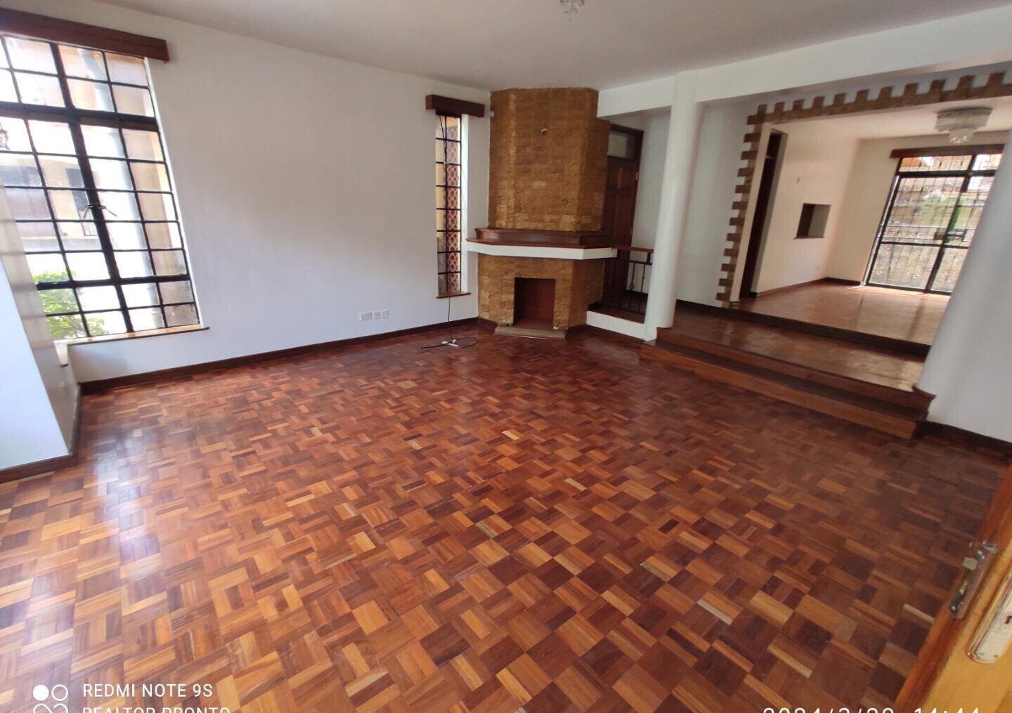 5BR All-Ensuite Townhouse with Attic Study & Fireplace - Kileleshwa