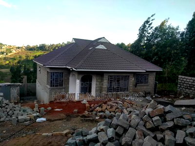 3bdrm Bungalow in Ngong, Maragara Road for sale - Image 2