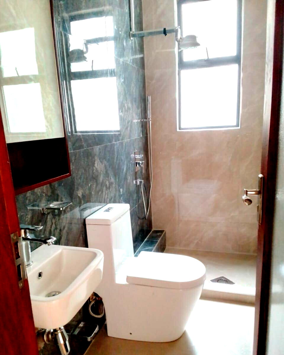 5-Bed Townhouse with Study & Modern Finishes - Lavington