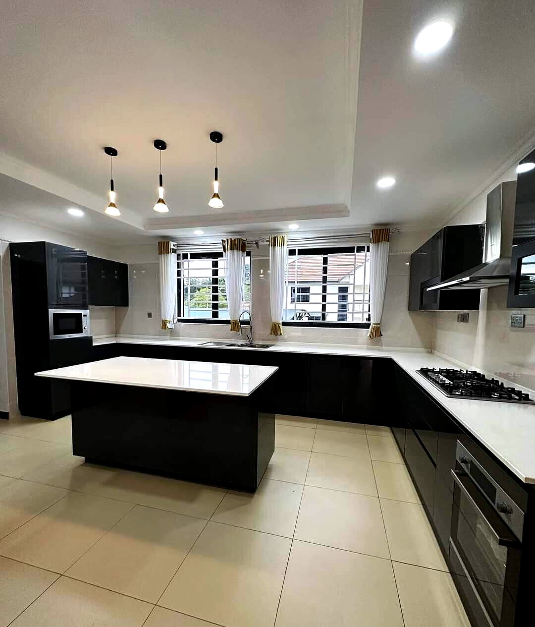 New 4BR All-Ensuite Townhouse with Gym & Borehole - Runda