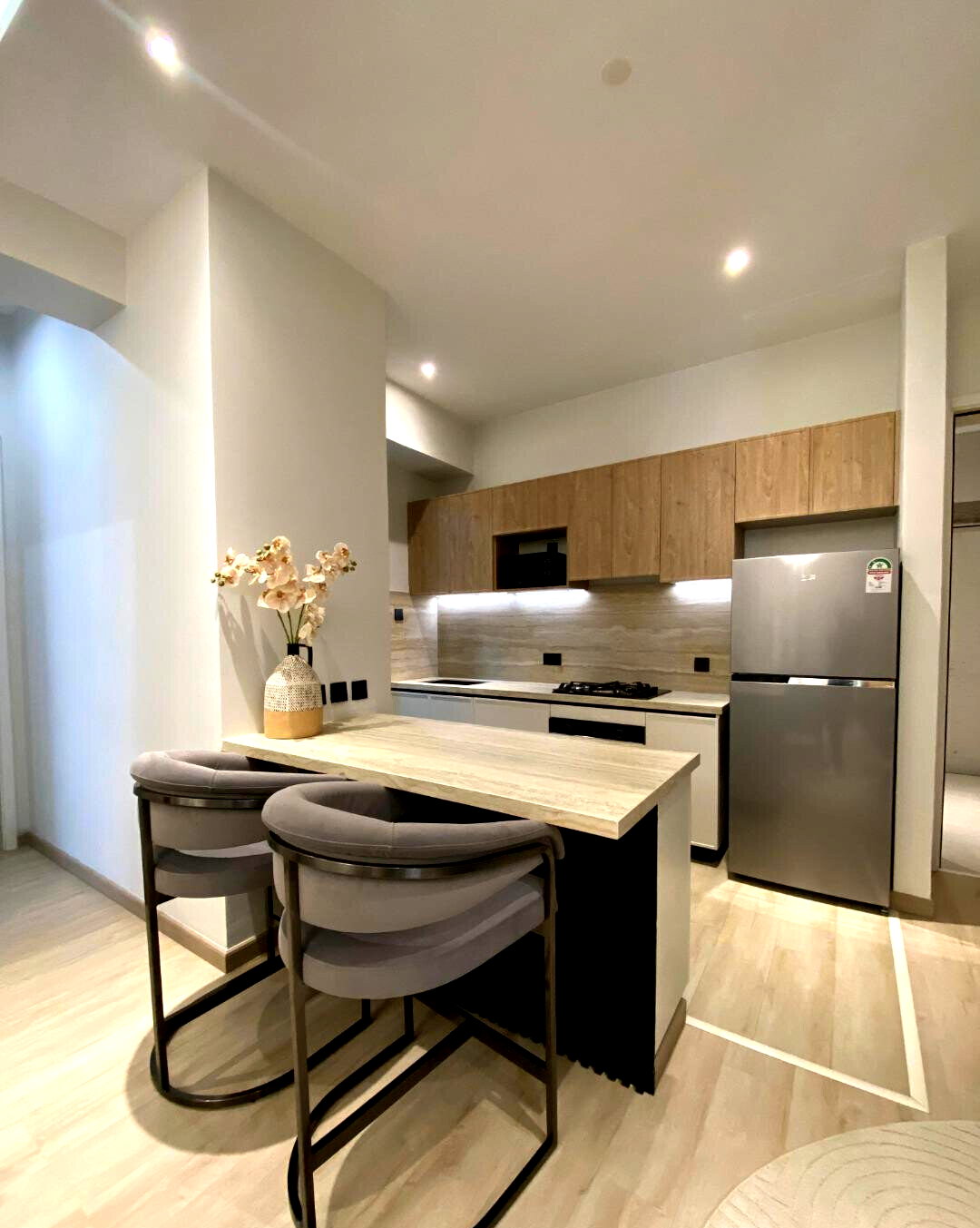 1BR with Heated Infinity Pool & Skyline Views - Westlands