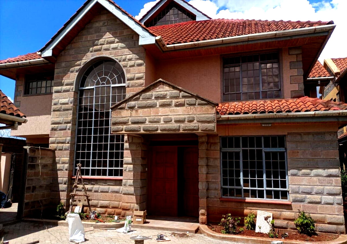 4BR All-Ensuite Townhouse with Jacuzzi & 30K Tank - Ruiru