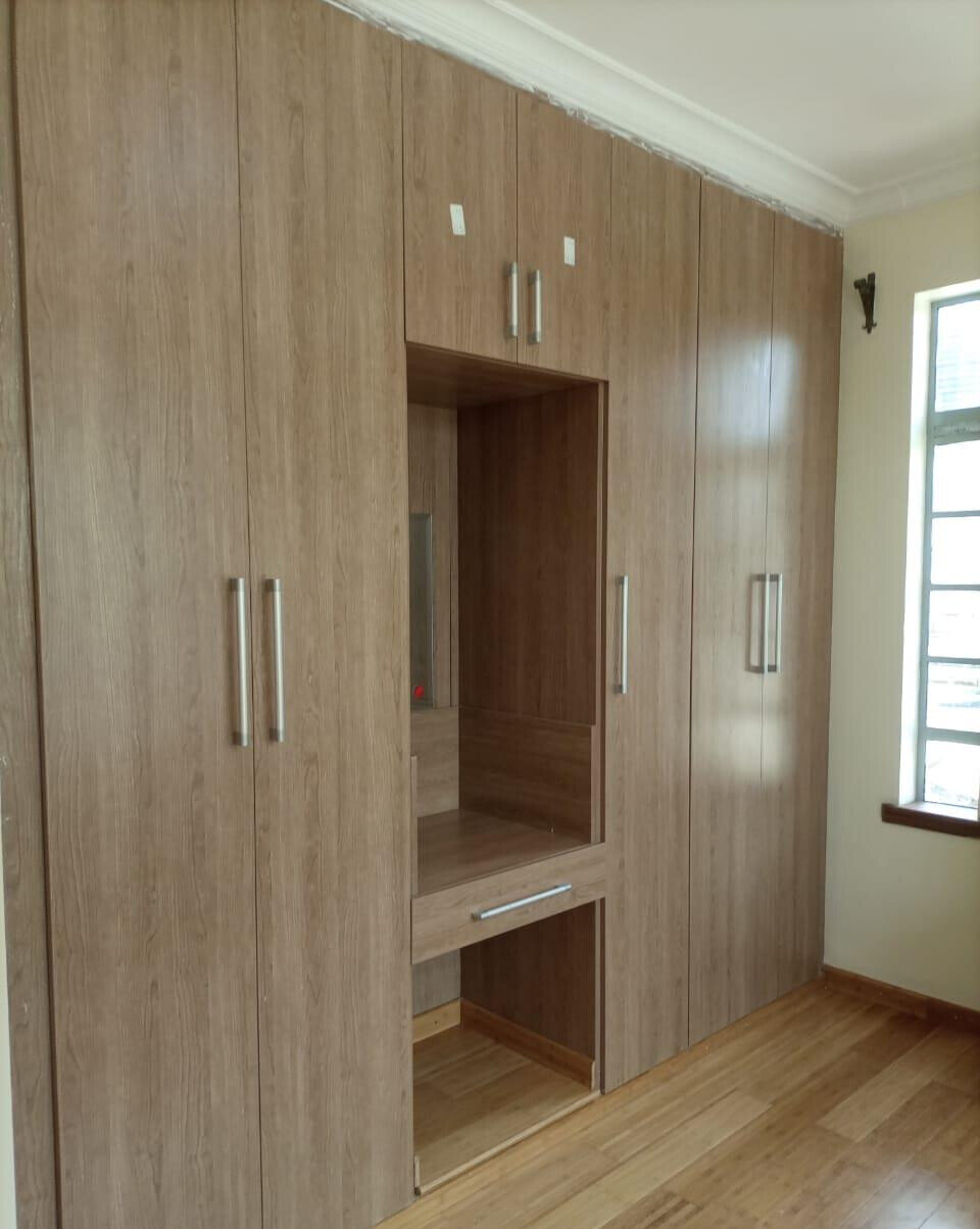 4BR All-Ensuite Townhouse with Jacuzzi & 30K Tank - Ruiru
