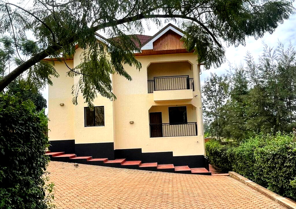 5BR Garden Home at KSh 150K