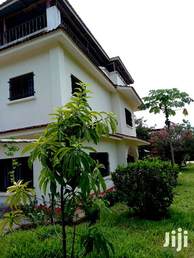 For Sale 4 Bedrooms Massionate Malindi - Image 11