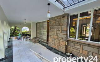 1-Acre Mansion with Garden for KSh 500K