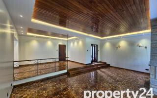 1-Acre Mansion with Garden for KSh 500K