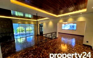 1-Acre Mansion with Garden for KSh 500K