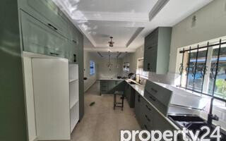 1-Acre Mansion with Garden for KSh 500K
