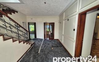 1-Acre Mansion with Garden for KSh 500K