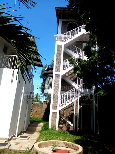 Furnished 8bdrm Mansion in C.D.V House, Ukunda for sale - Image 3
