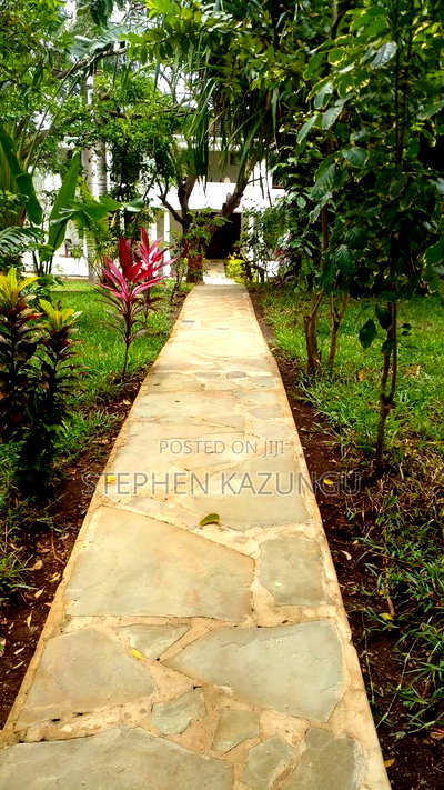 Furnished 8bdrm Mansion in C.D.V House, Ukunda for sale - Image 1