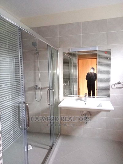 3bdrm Apartment in Westlands, Raphta Road Area for Rent - Image 18