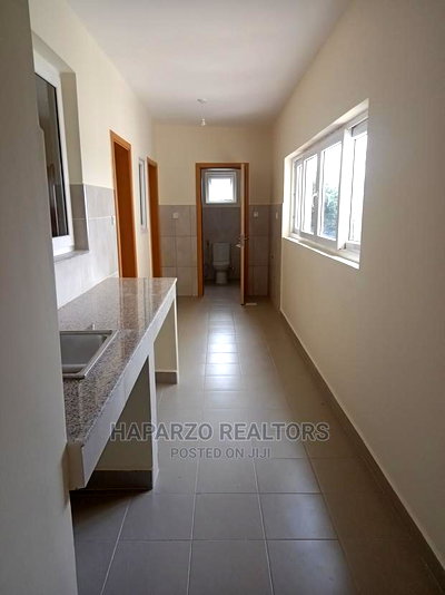3bdrm Apartment in Westlands, Raphta Road Area for Rent - Image 9