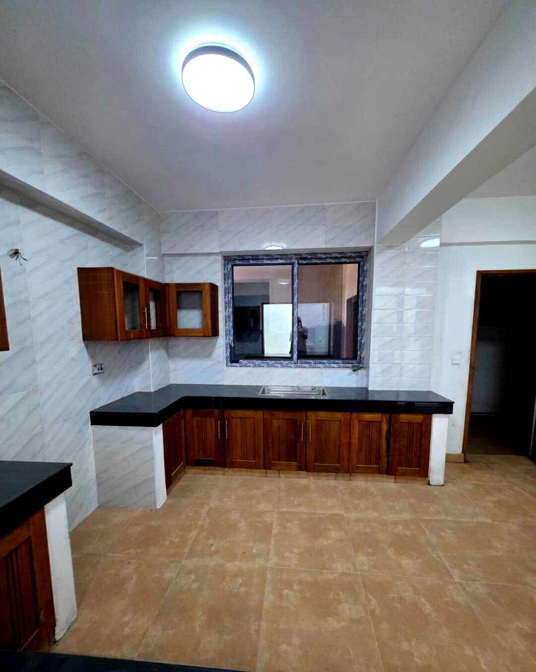 3BR Ultra-Modern Apartment with DSQ Near Nyali Golf Club