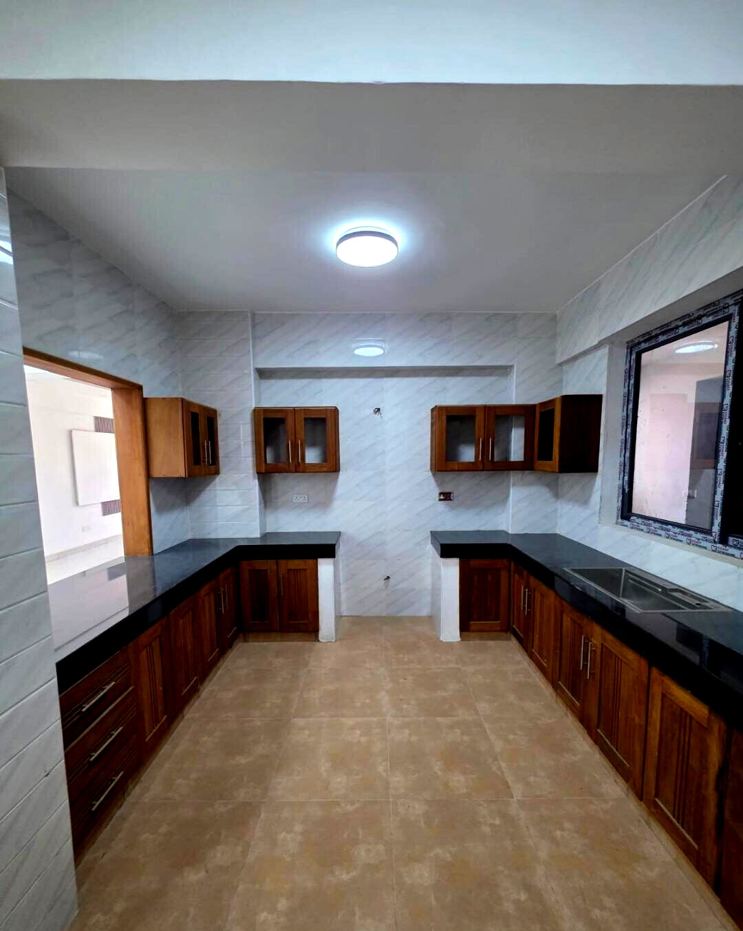3BR Ultra-Modern Apartment with DSQ Near Nyali Golf Club