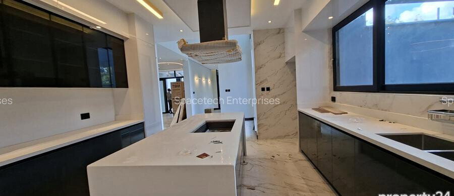 5BR Ambassadorial Residence at KSh 9K